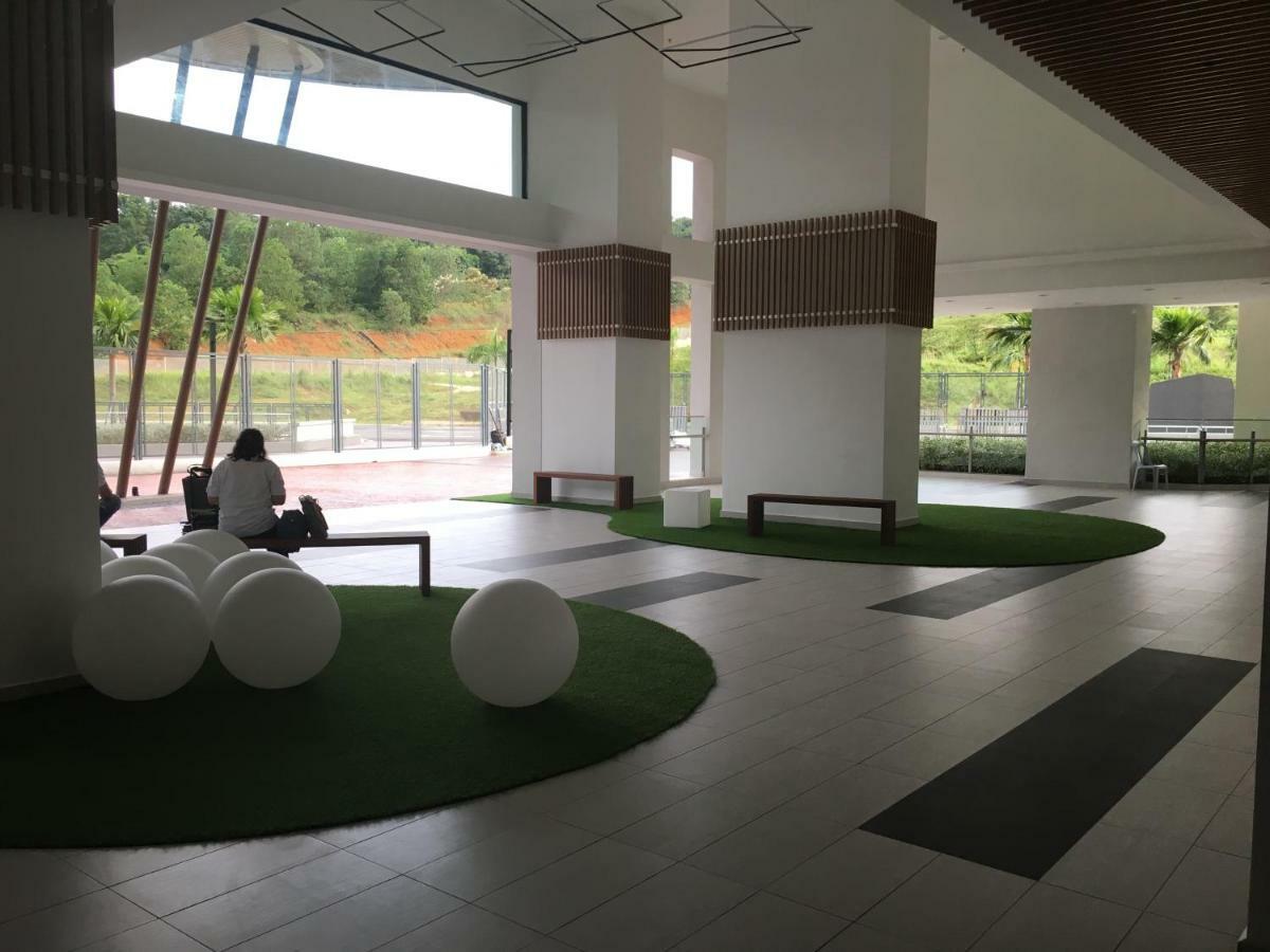 Ioi Conezion Iman'S Home With Pool View Unit Putrajaya Exterior foto